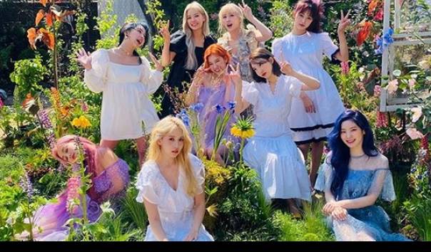 Twice Akan Bawakan Lagu Cry For Me Di Kelly Clarkson Show Twice Akan Bawakan Lagu Cry For Me Di Kelly Clarkson Show