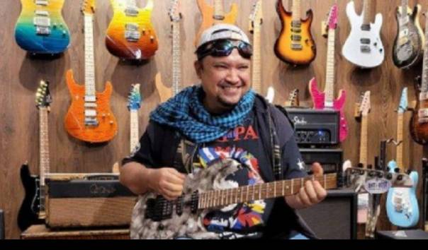 Jejak Almarhum Baron sang Gitaris, Pendiri Band Gigi dan /rif