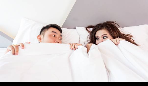 Seksual ayol xojayin va gozal kotiba