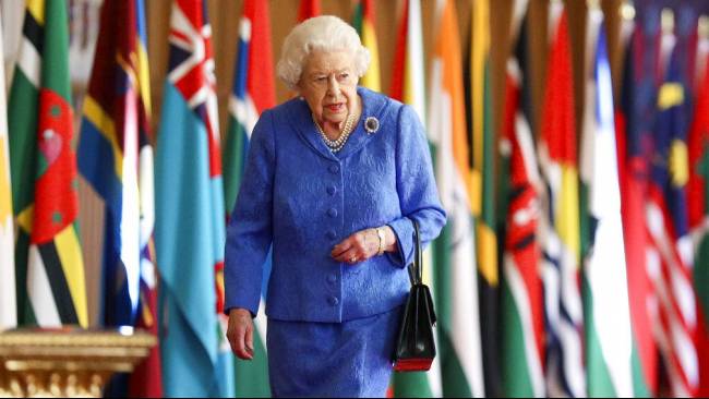 permohonan-ratu-elizabeth-ii-membuat-indonesia-batalkan-hukuman-mati-untuk-dr-soebandrio