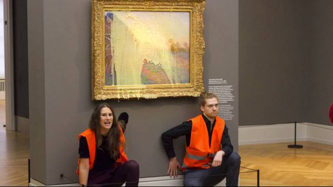 Usai Van Gogh, Giliran Lukisan Monet yang Ditimpuk Makanan Aktivis: Ingat  Malapetaka Iklim!