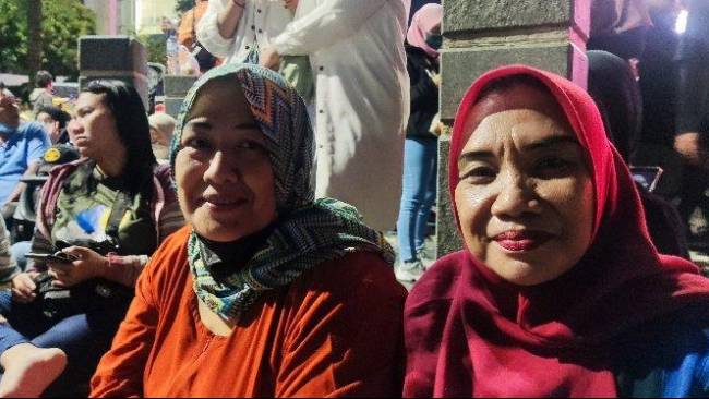 Meski Tanpa Kembang Api, Bundaran HI Tetap Jadi Tujuan Rayakan Tahun Baru di Jakarta