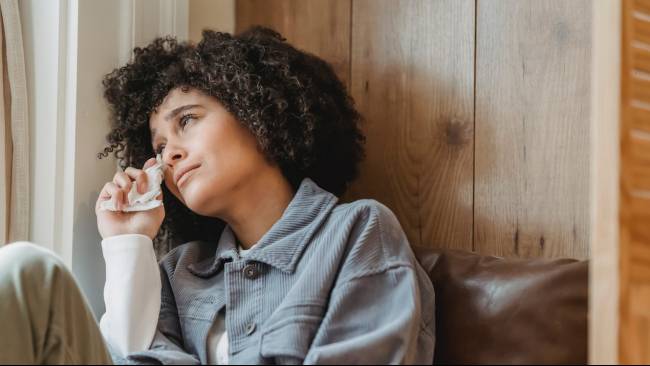 7 Cara Cepat Hilangkan Mata Bengkak Akibat Menangis