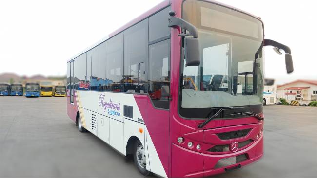 TransJakarta Batal Naikkan Tarif Bus Royaltrans dari Rp20.000 jadi Rp40.000