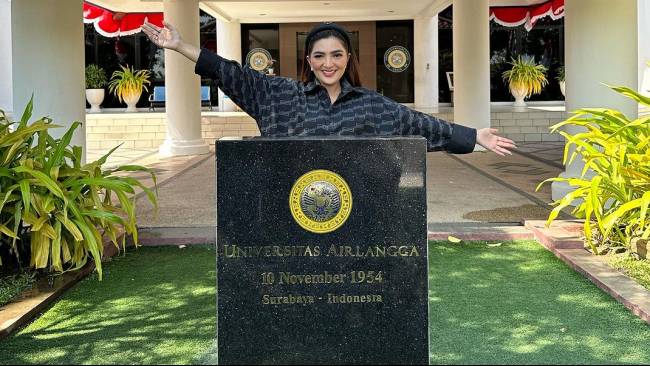 Obektlar bilan qattiq porno tomosha qiling