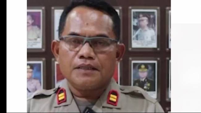 Ayah kandung Muhammad Rizky Rudiana alias Eki, kekasih Vina yang menjadi korban pembunuhan di Cirebon, Jawa Barat pada 2016 lalu, menyebut pihaknya tidak tinggal diam. 