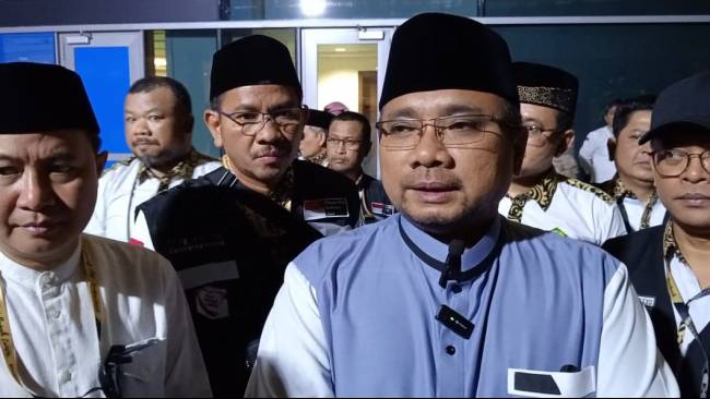 siapkan-sanksi-berat-travel-nekat-ini-upaya-gus-men-atasi-masalah-visa-non-haji