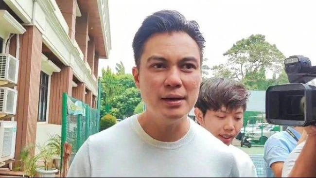 SANTAI DIHUJAT - Artis Baim Wong merespons hujatan warganet usai video anaknya nangis histeris saat didekati Paula Verhoeven. Ia malah santai memberikan tanggapan.