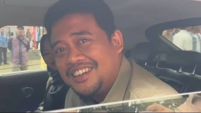 Wali Kota Medan Bobby Nasution memberi keterangan usai meninjau pasar murah di Kecamatan Medan Marelan, Kota Medan, Selasa (17/12/2024).