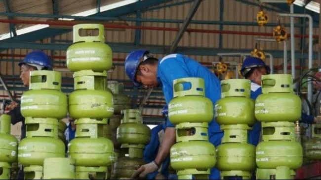 anggota-komisi-ii-dpr-pemerintah-daerah-harus-aktif-mengelola-distribusi-elpiji-3-kg