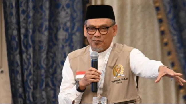 jemaah-jalan-kaki-dari-muzdalifah-ke-mina-karena-transportasi-terlambat-timwas-haji-janji-evaluasi