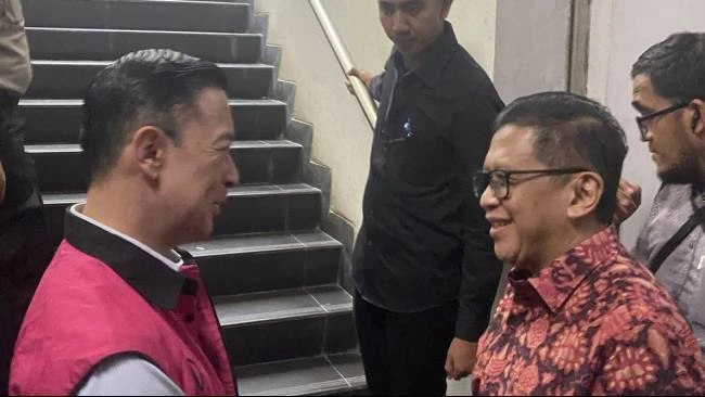 alasan-presiden-prabowo-subianto-beri-abolisi-ke-tom-lembong-dan-amnesti-untuk-hasto-kristiyanto