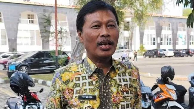 wali-kota-cirebon-soal-isu-kenaikan-pajak-sampai-1-000-persen-sudah-saya-kaji-ulang
