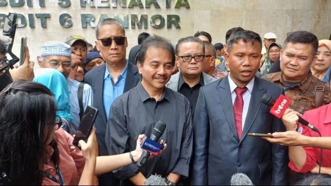 Kuasa Hukum Roy Suryo Cs Protes Pemeriksaan sampai Jam 4 Pagi: Ini Tidak Manusiawi