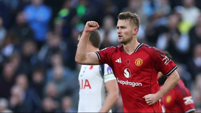 Link Live Streaming Aston Villa vs Manchester United Malam Ini Mulai ...