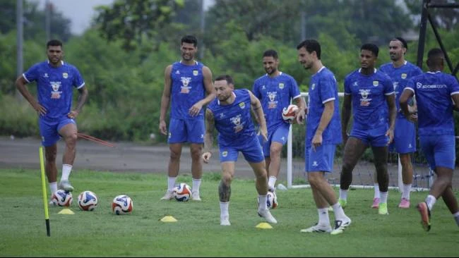 Gagal Raih Tiga Poin Penuh, Persib Bandung Tetap Kokoh di Puncak Klasemen  Super League