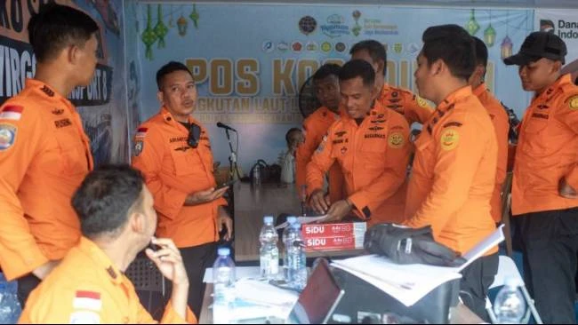 tim-sar-evakuasi-103-korban-kecelakaan-kapal-virgo-transport-8-enam-meninggal-dunia
