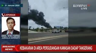 Kebakaran Melanda Pergudangan di Dadap Tangerang 5 Unit Damkar Dikerahkan Asap Hitam Membumbung