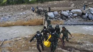 Gubernur Sumbar Desak Pemerintah Tetapkan Banjir dan Longsor di Sumatra Jadi Bencana Nasional